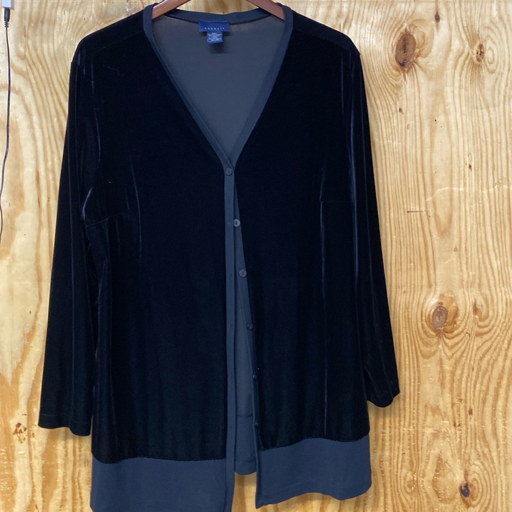 Venezia size 18/20 black button down jacket
